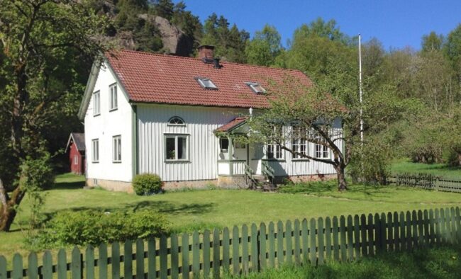 Vasse småskola 2015, numera bostad med oförändrad exteriör.